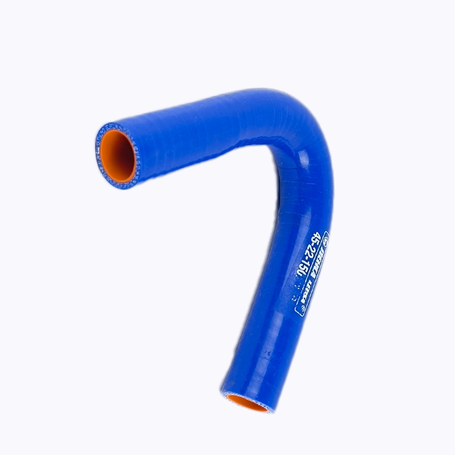 Патрубок силиконовый угловой 45°, d22, L150*150 ЛЕНСА