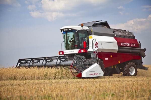 prodayu-zernouborochniy-kombayn-vector-410-proizvodstva-kompanii-rostselmash_foto_largest.jpg