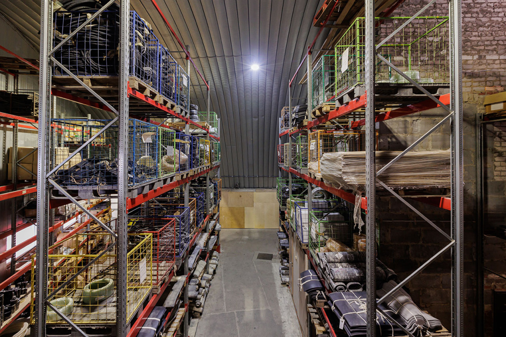 Складские помещения компании Челябрезинатехника Складские помещения компании Челябрезинатехника